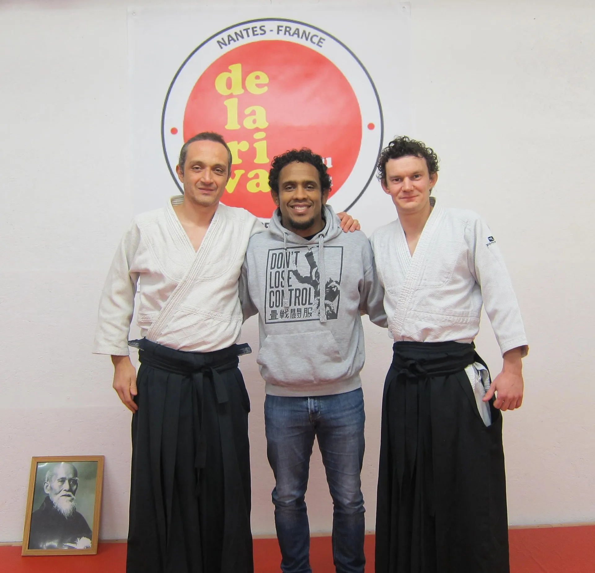 Les aïkidokas avec Mestre Beto Ramos dans la salle