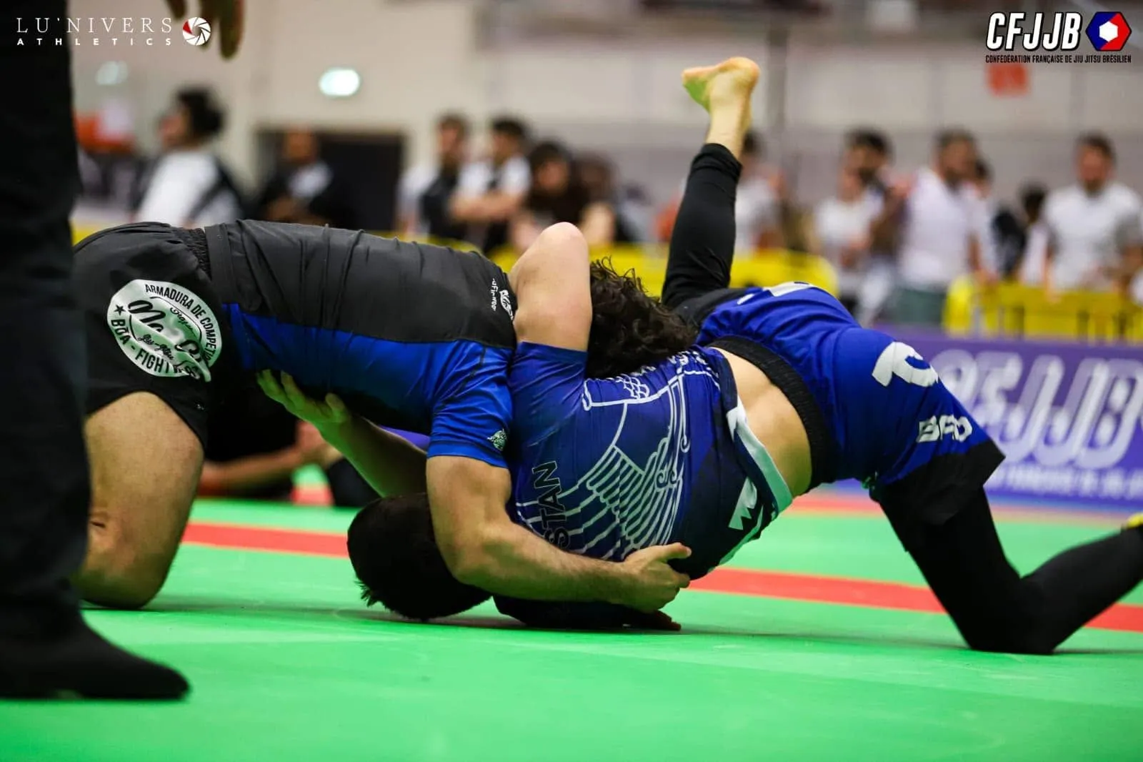 Jeune compétiteur du club en grappling
