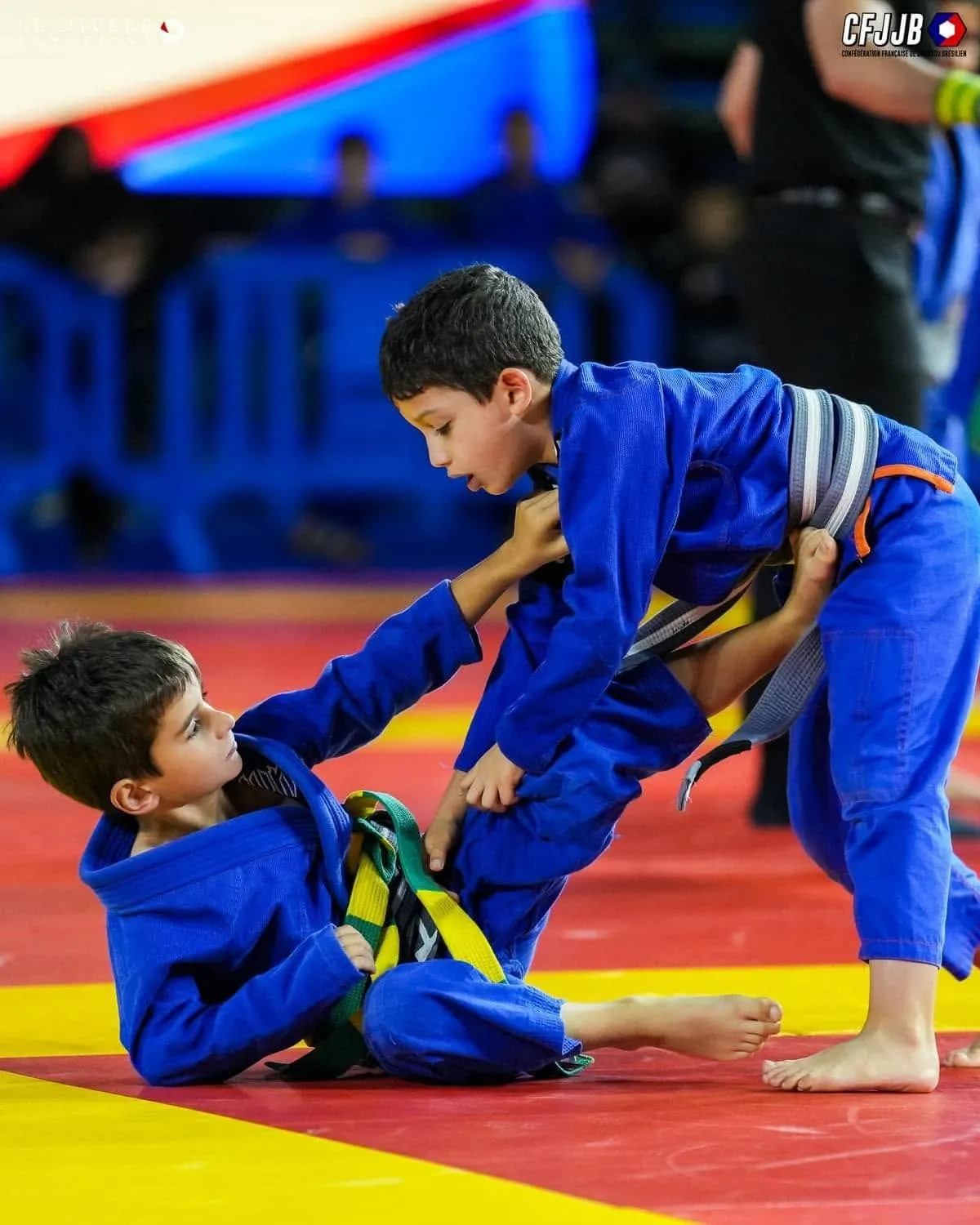 Jeunes compétiteurs de la Team Kids Delariva Nantes en compétition